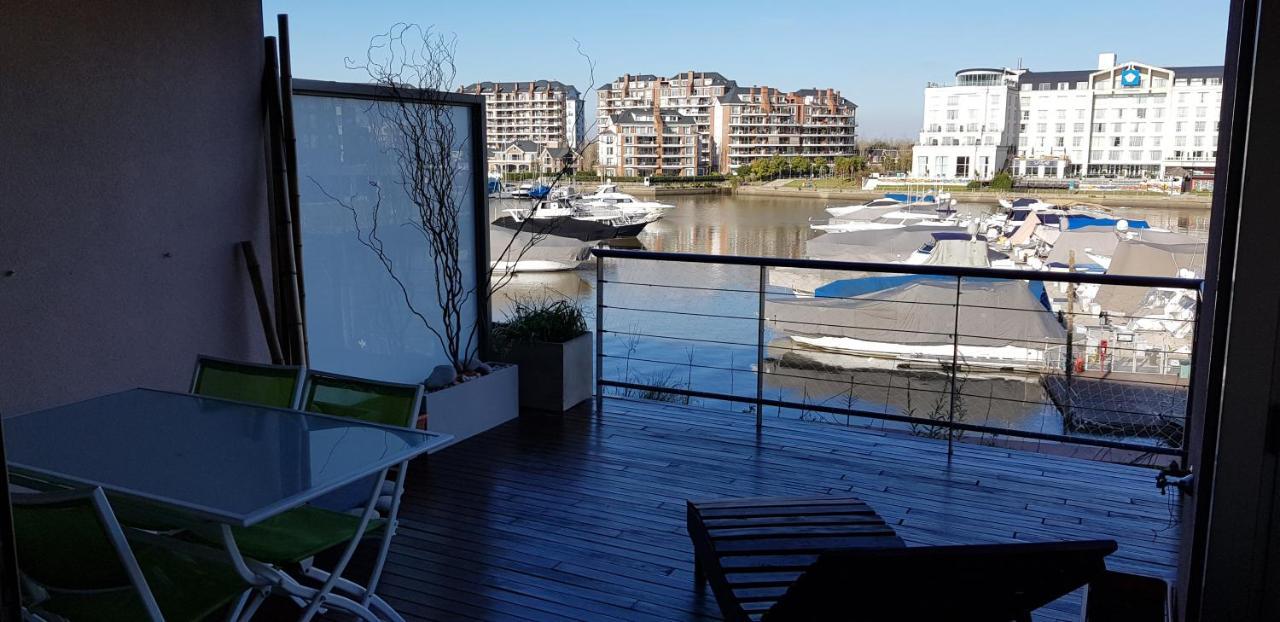 Vista Bahia Nordelta Appartement Tigre Buitenkant foto